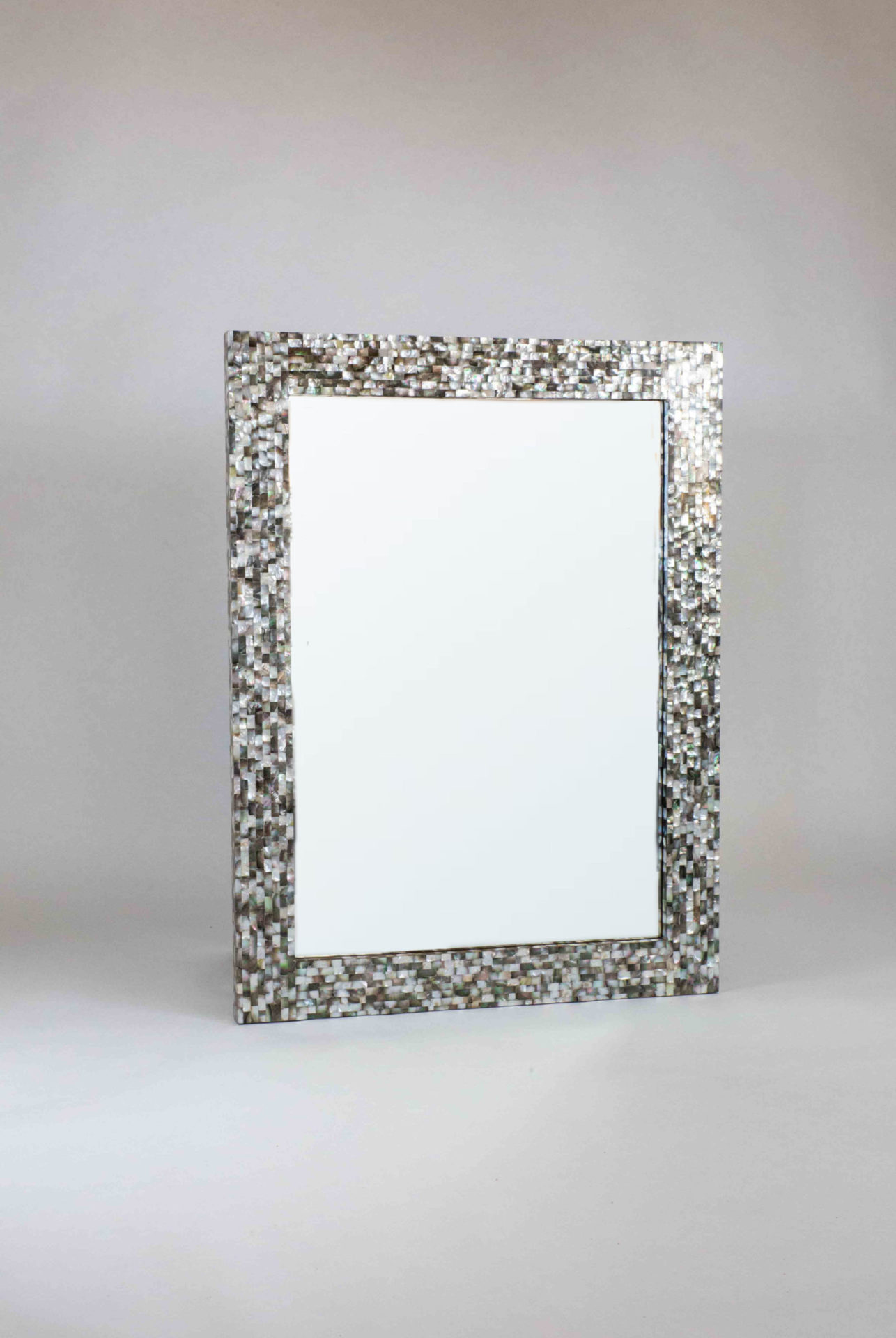 Rectangle Mirror in Blacklip Mother Of Pearl